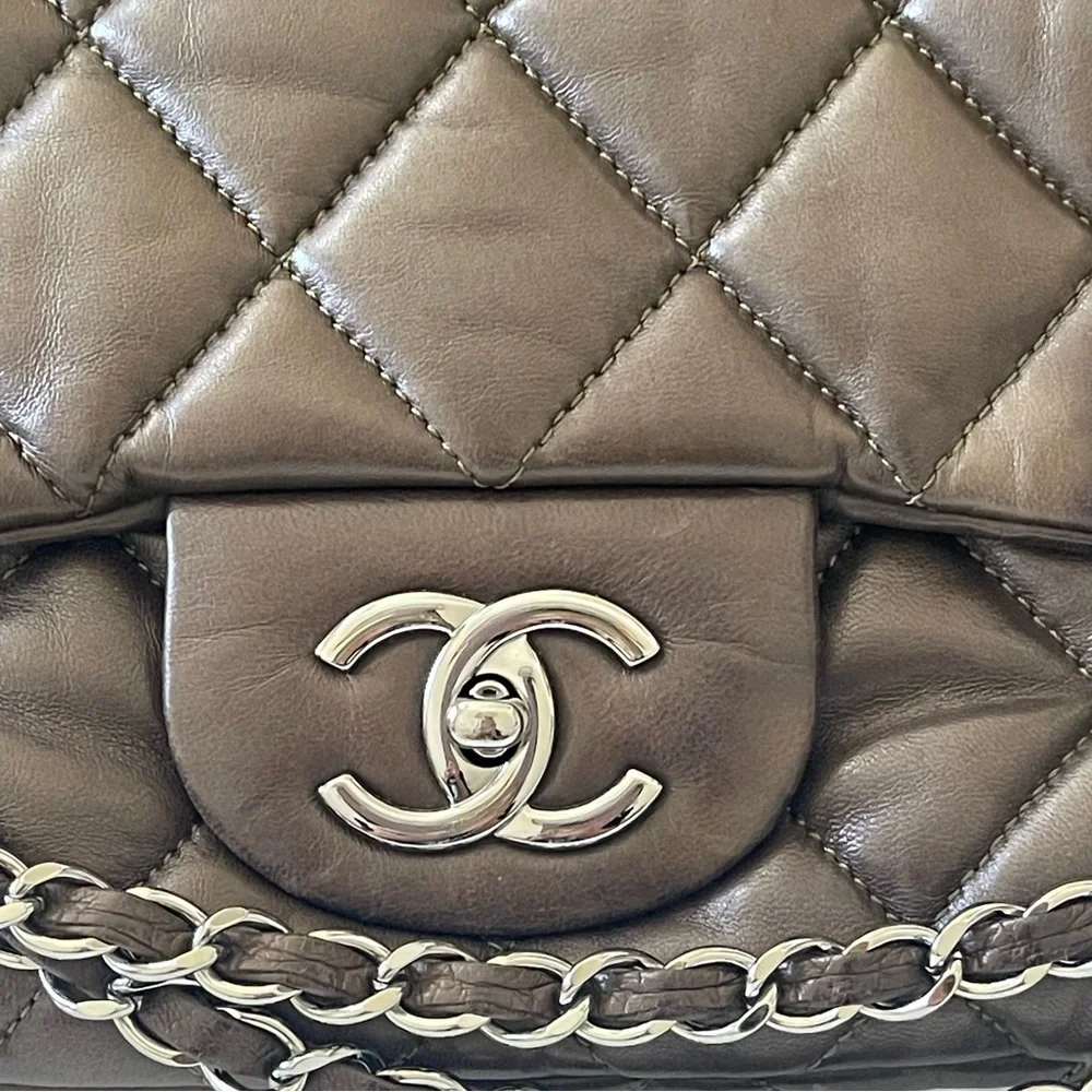 Authentic CHANEL Lambskin Double Chain Single Flap Maxi Size Handbag - Picture 3 of 16